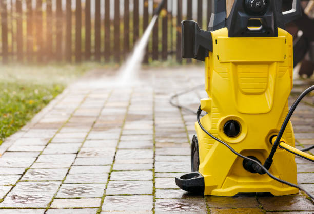 Best Driveway Pressure Washing  in St Joseph, IL